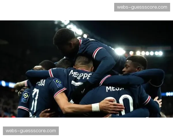 巴黎圣日耳曼抵达马德里,恩里克出席欧冠赛前发布会,避谈姆巴佩 巴黎圣日耳曼抵达马德里,恩里克出席欧冠赛前发布会,避谈姆巴佩